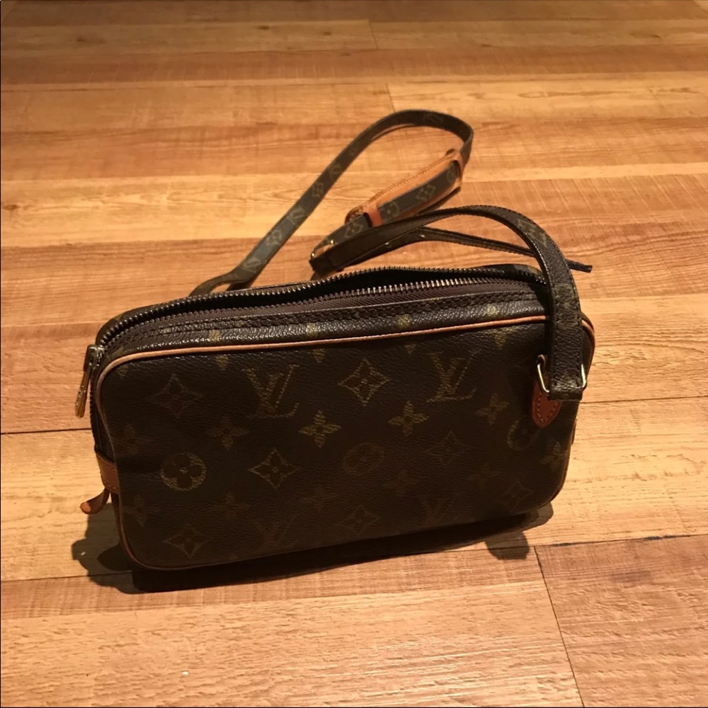LV Monogram Pochette Marly Bandouliere